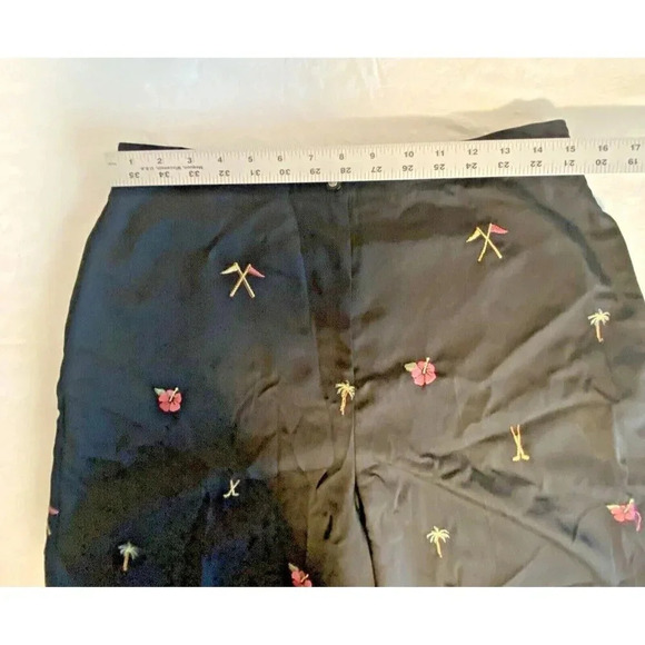 Coral Bay Embroidered Golf Shorts Black Women's Size 10 - Picture 3 of 7